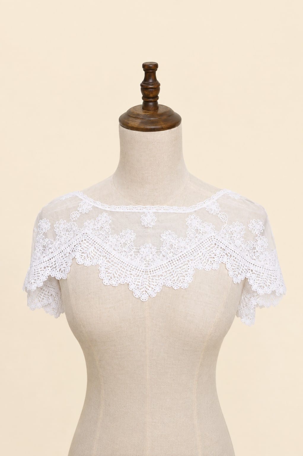 Luxury Floral Lace Shoulder Accessory |By Lunaria Couture