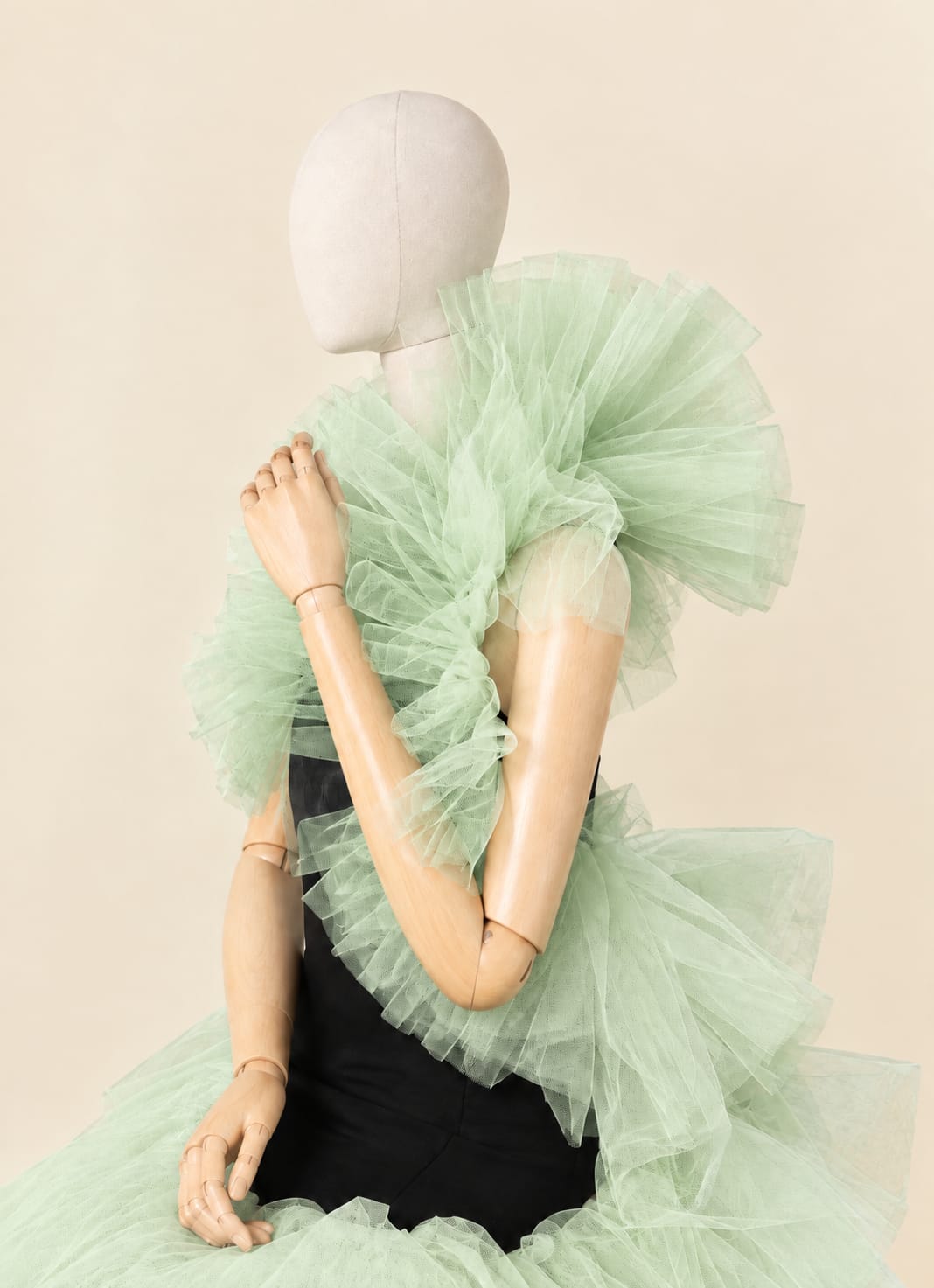 Layered Mesh Shoulder Fringe Accessory