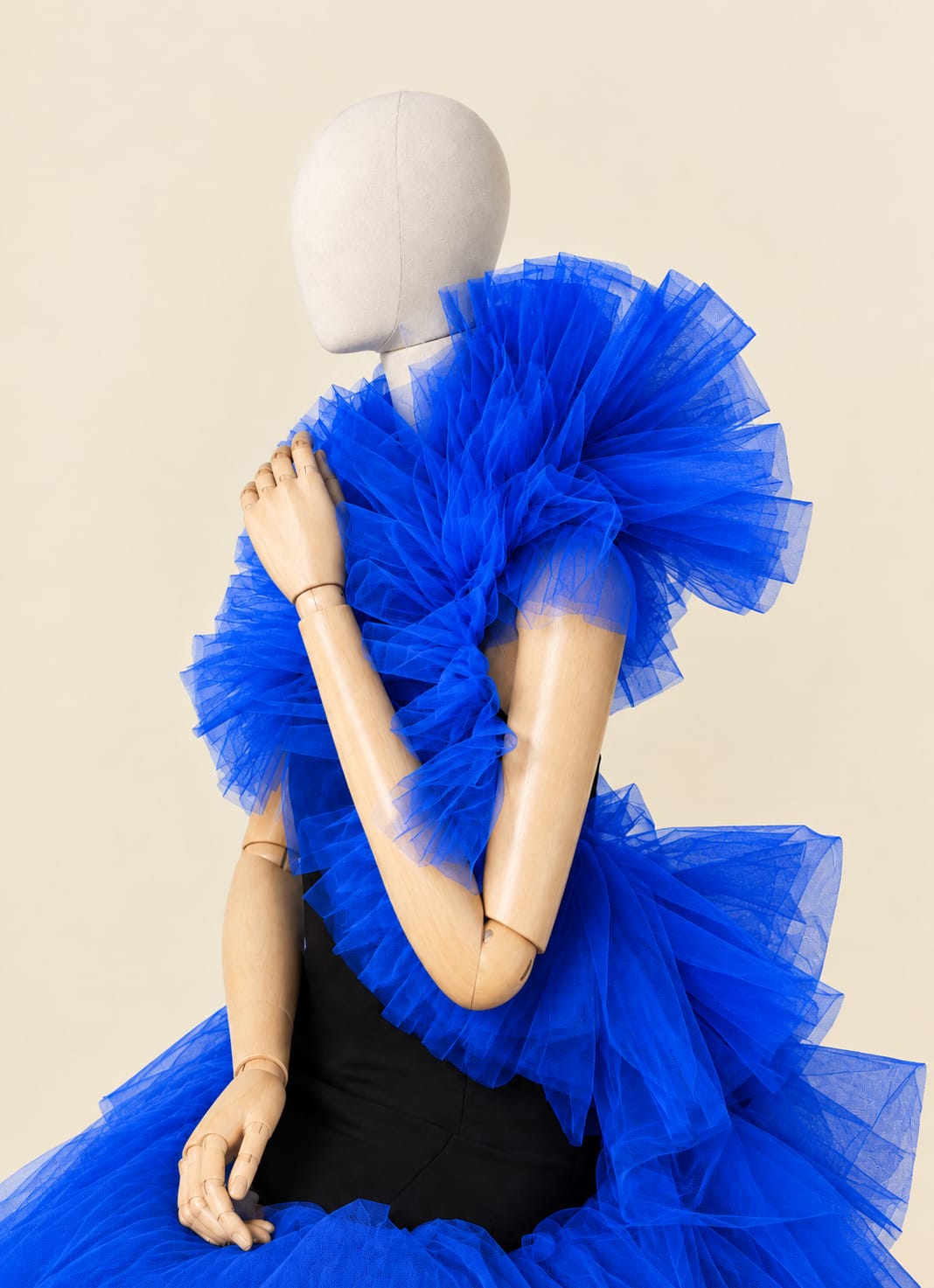 Layered Mesh Shoulder Fringe Accessory