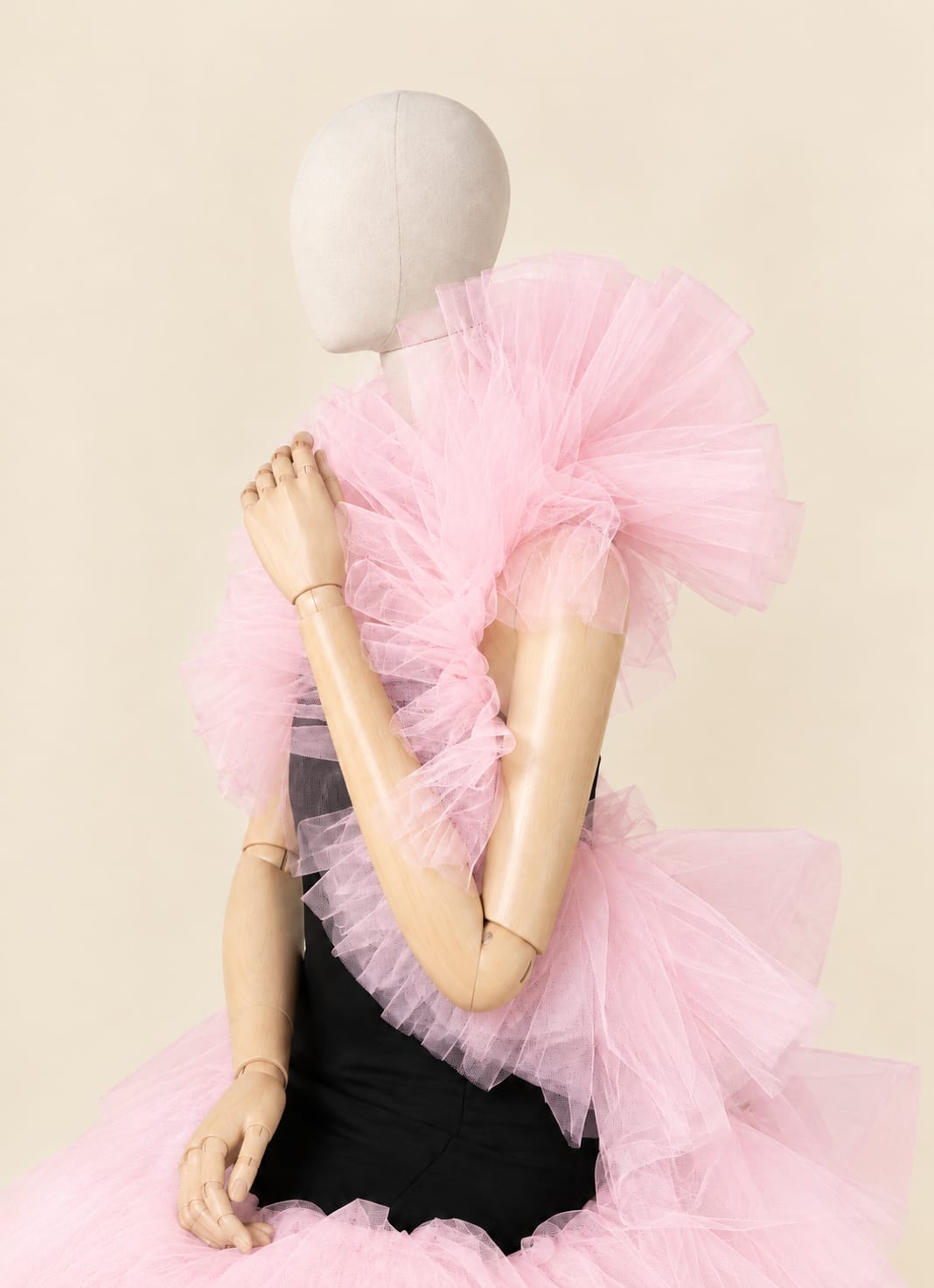 Layered Mesh Shoulder Fringe Accessory