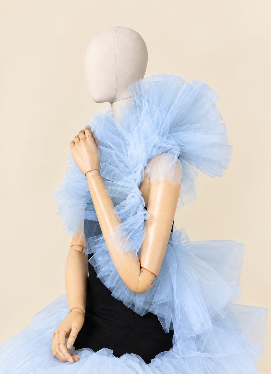 Layered Mesh Shoulder Fringe Accessory